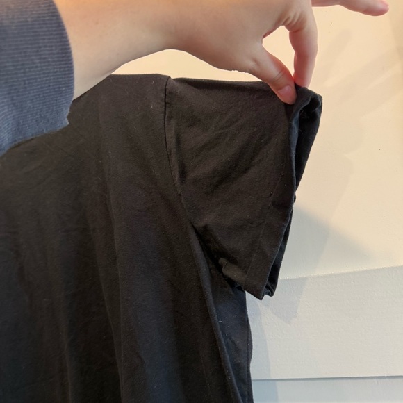 Classic Black Short Sleeve Women's Tee - Picture 4 of 5